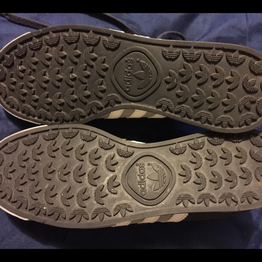 Adidas - Picture 3 of 3